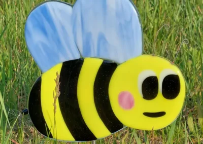 Gartenstecker aus Schmelzglas Motiv Just Bee