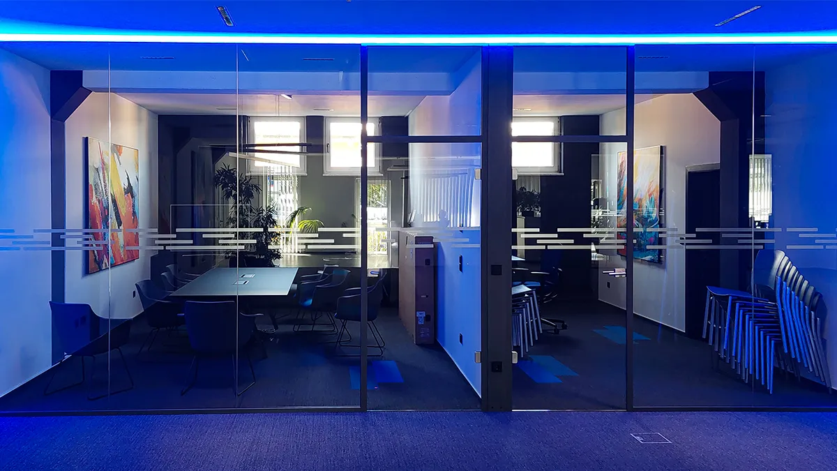 renovierung-ganzglasanlage-buero-028-007