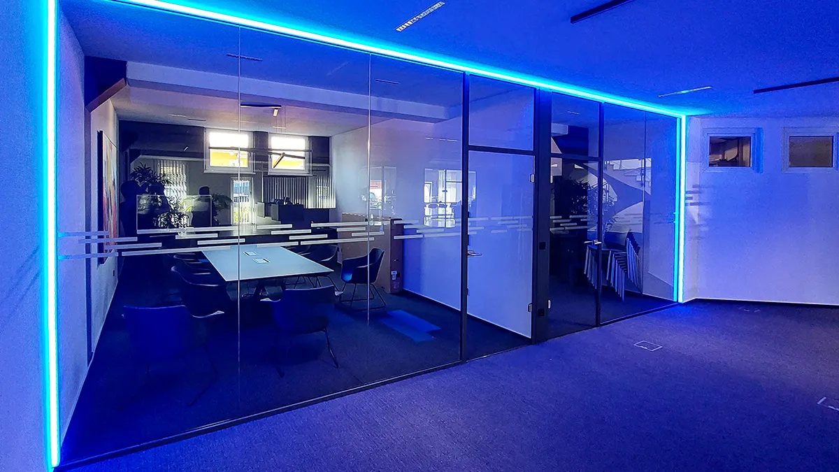 renovierung-ganzglasanlage-buero-028-008